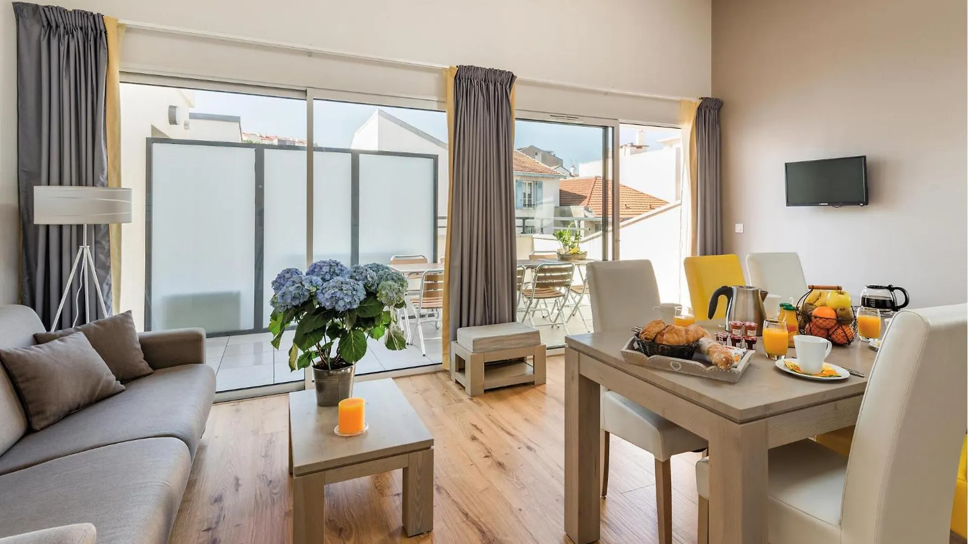 Les Patios Deugenie Apartment Biarritz